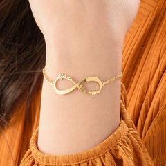 Infinity bracelet with names in 18k gold plating